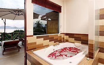 Byg Grand Beach Front & Sea View @ Panwa Beach Ngoại thất bức ảnh